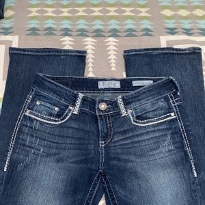 Daytrip “Aquarius Flare” from Buckle Jeans